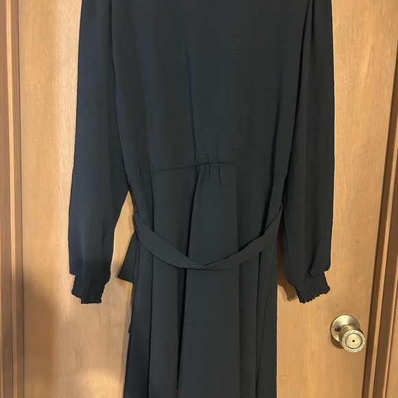 Cato Elegant Black Long Sleeve Dress - Picture 2 of 3